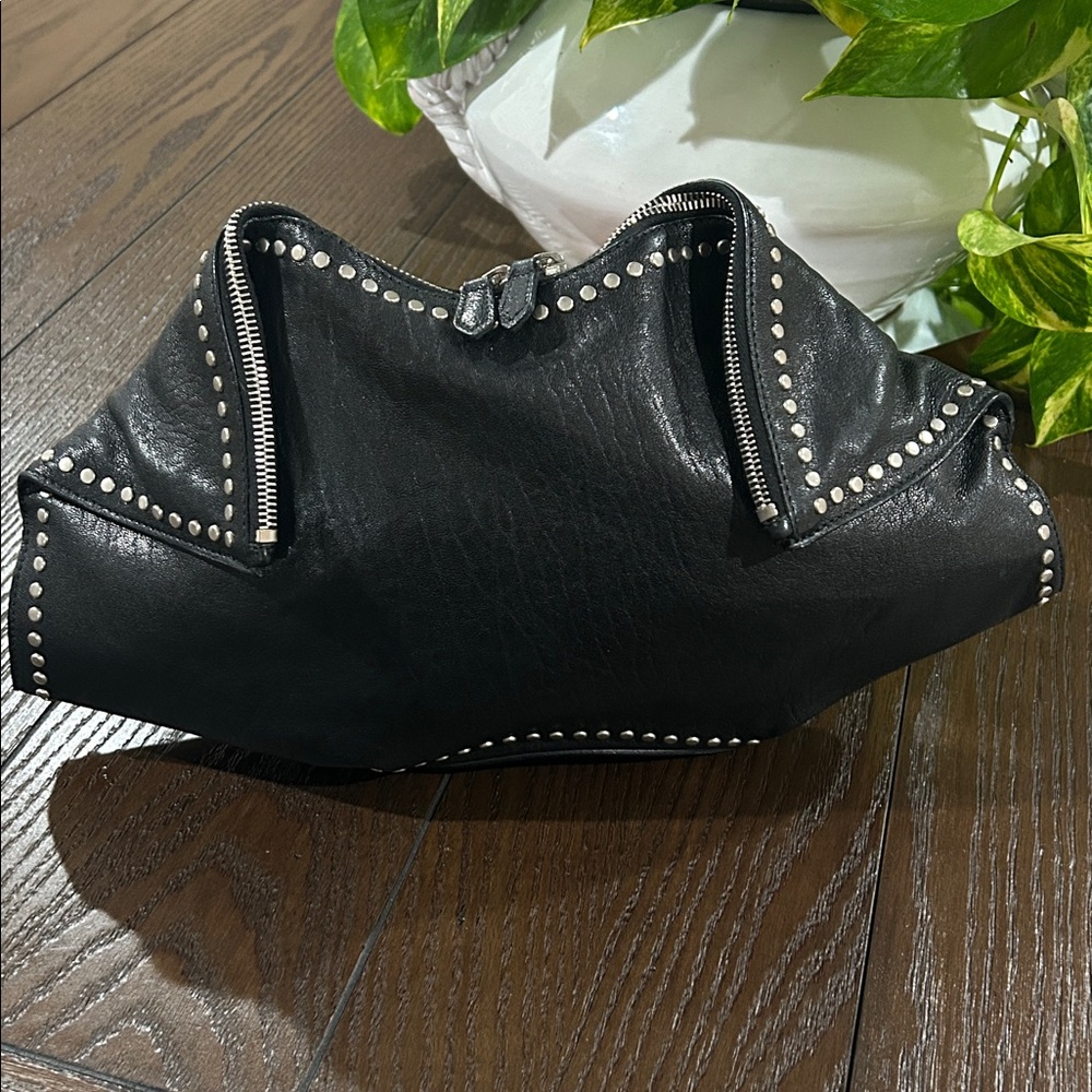 Alexander McQueen De Manta Clutch